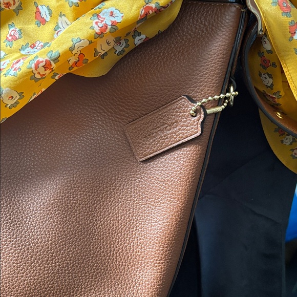 Brand new Coach Tan Leather Shoulder Bag with free Yellow Floral Accent scarf - Picture 2 of 4